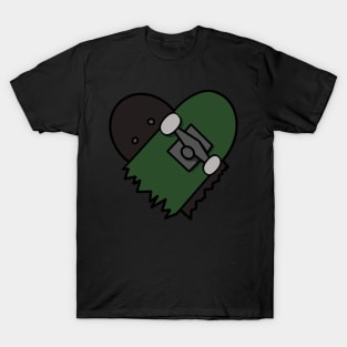 Green broken skateboard T-Shirt